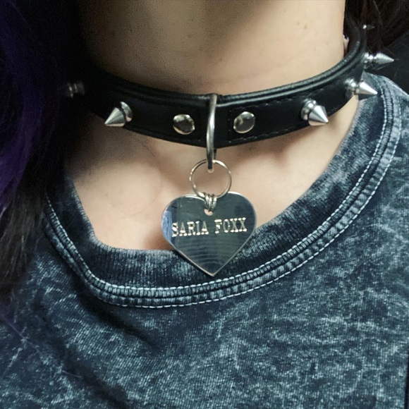 Meet your Posher, Saria Foxx🦊💜 - Picture 2 of 14